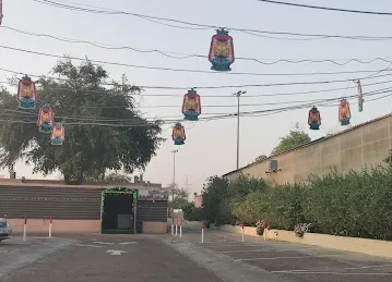 مطعم وكافتيريا ليالي عين الفايضه