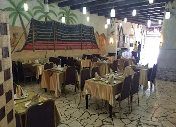 مطعم وكافيه بيت الزعيم