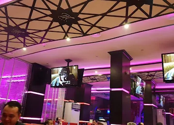 مطعم ومقهى ماربيا