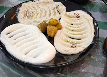 مطعم ومشاوي المذاق السوري - ALMZAQ AL SOURY RESTAURANT AND GRILLS