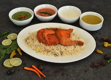 مطعم ومطبخ الهجرين للمندي و المظبي Al Hajrain Restaurant & Kitchen