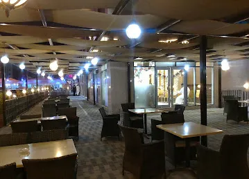 مطعم ومطبخ الهجرين للمندي و المظبي Al Hajrain Restaurant & Kitchen