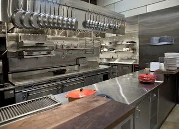 مطبخ خيمة جميرا القوز - Tent Jumeirah Kitchen Al Quoz