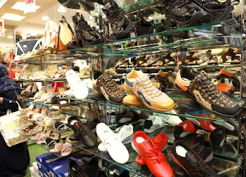 MULTI BRAND STORE