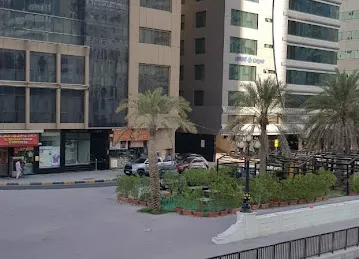 MUQARMESH & Haar مقرمش وحار