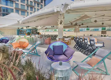 Myami Pool Bar & Lounge