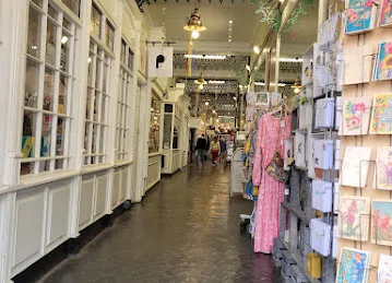 NAAM Electronics Abu Dhabi branch