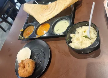Nadan Restaurant
