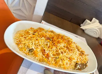 Nahash Restaurant