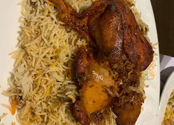 Nahash Restaurant