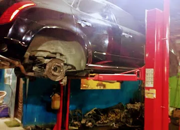 Najmat Al Mamlaka Garage