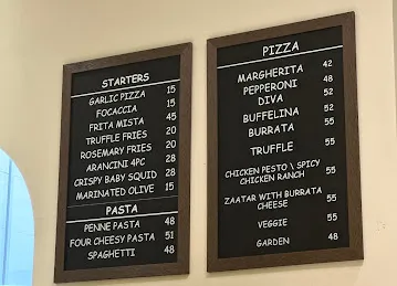 Naples Pizzeria