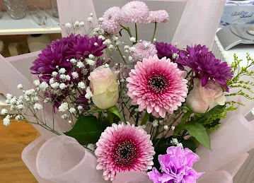 Narjes flowers and chocolate
