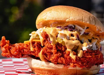 Nash Hot Chicken - Last Exit AUH Bound