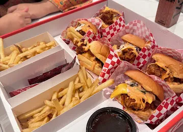 Nash Hot Chicken - Last Exit AUH Bound