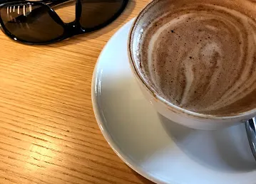 Nassim Akkar Cafe