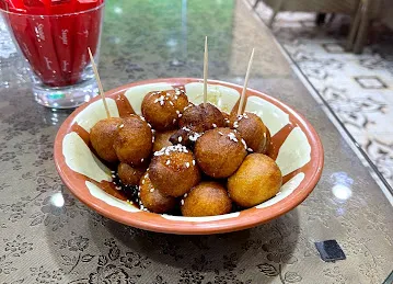 Nassim Akkar Cafe