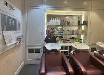 Nayomi Beauty Salon