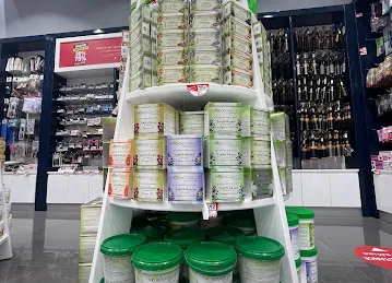 Nazih Cosmetics (Dubai Outlet Mall)
