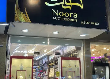 Noora accessories