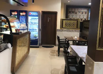 Nujoom Robou Alyemen mandi Restaurant