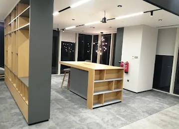 OASIS DECOR WORKS LLC