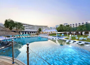 Oasis Poolside Bar