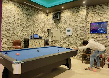 One Life Game