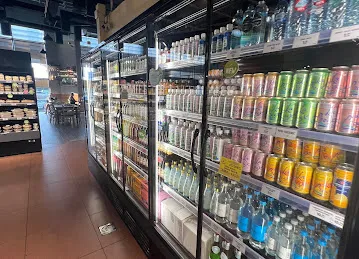 Organic Foods & Café