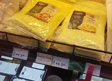 Organic Foods & Café (Village Mall)