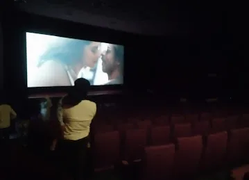 Oscar Cinema