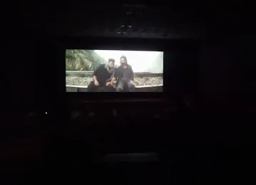 Oscar Cinema