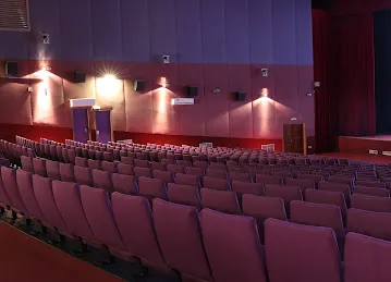 Oscar Cinema