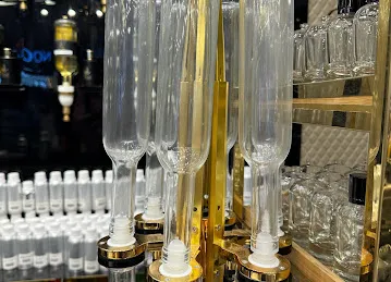Oud Al Mashreq Perfume bar