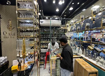 Oud Al Mashreq Perfume bar