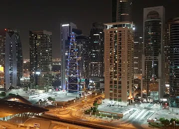 OYO 1046 Home Marina Diamond Tower