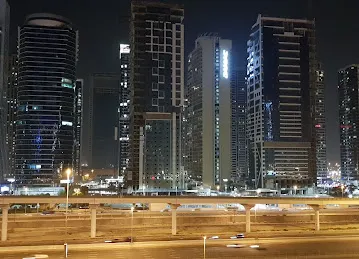 OYO 1046 Home Marina Diamond Tower