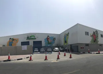 Padelae Dubai - Al Qouz | Padel Club - 6 indoor Padel courts
