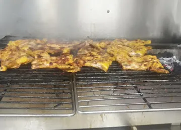 PAk RONAQ RESTAURANT & GRILL