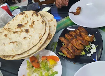 Pak Zalmi Restaurant