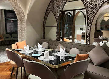 Panayaa Restaurant & Café