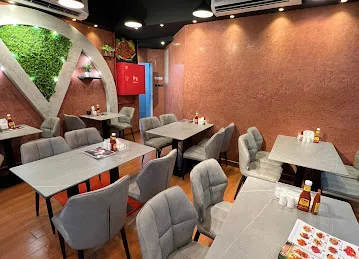 Papilas Cafe and Restaurant
