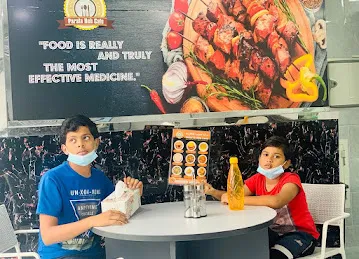 Parata hub cafe