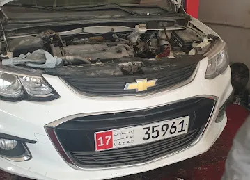 Paris Auto Repair Workshop