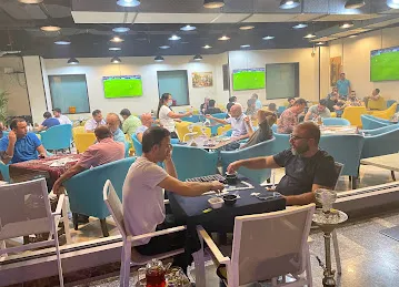Pariyas Palace Cafe