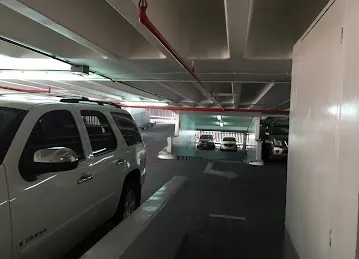 Parking buil