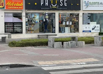 Pause Tech Mobile and Computer Gadgets