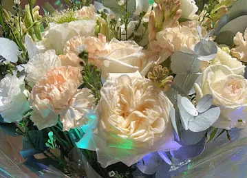 Pearl Flowers Boutique