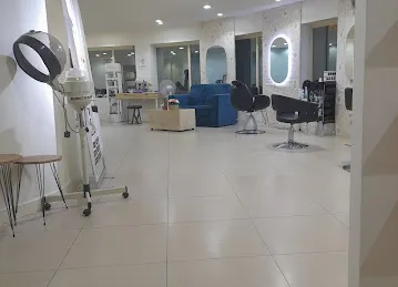 Perf Ladies Salon