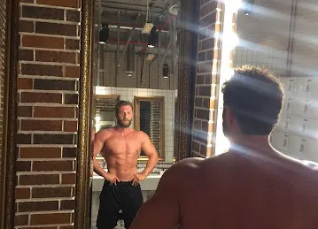 PERSONAL TRAINER AT DUBAI